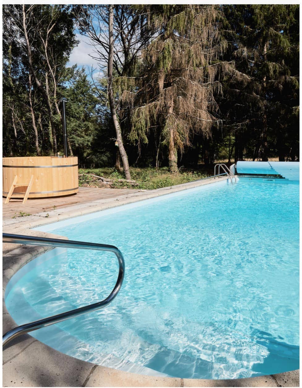 Piscine & forêt